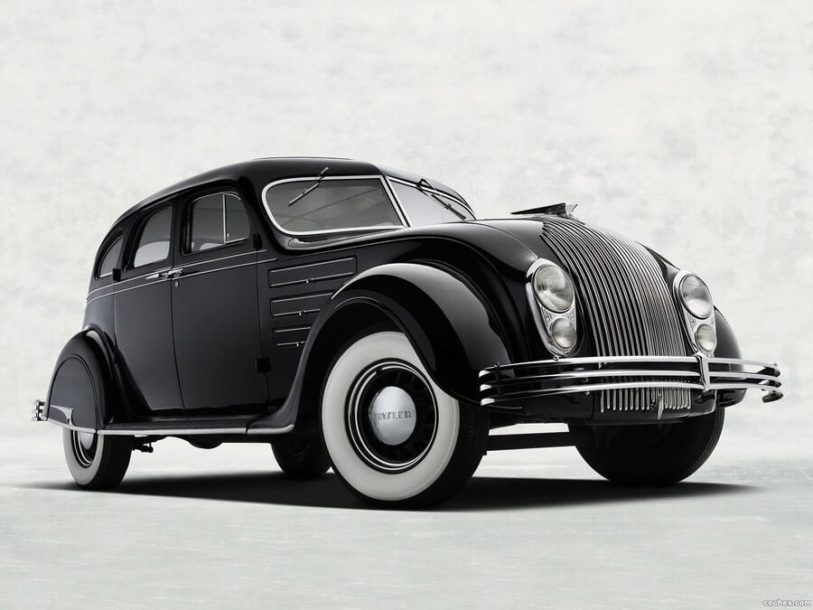 Фото: Chrysler Airflow 1934 года