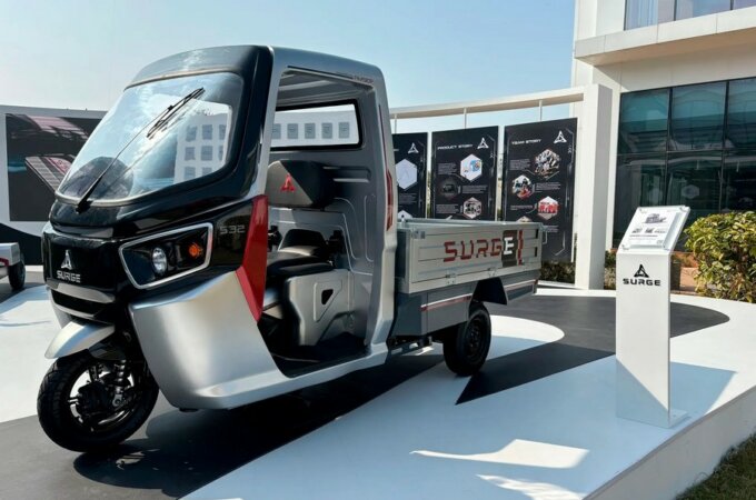 Электрический транформер Surge S32 (грузовик - скутер)